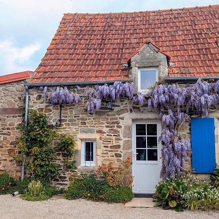 Maison Normande Proche De La Mer Et Des Lieux Touristiques Quettehou Eksteriør billede