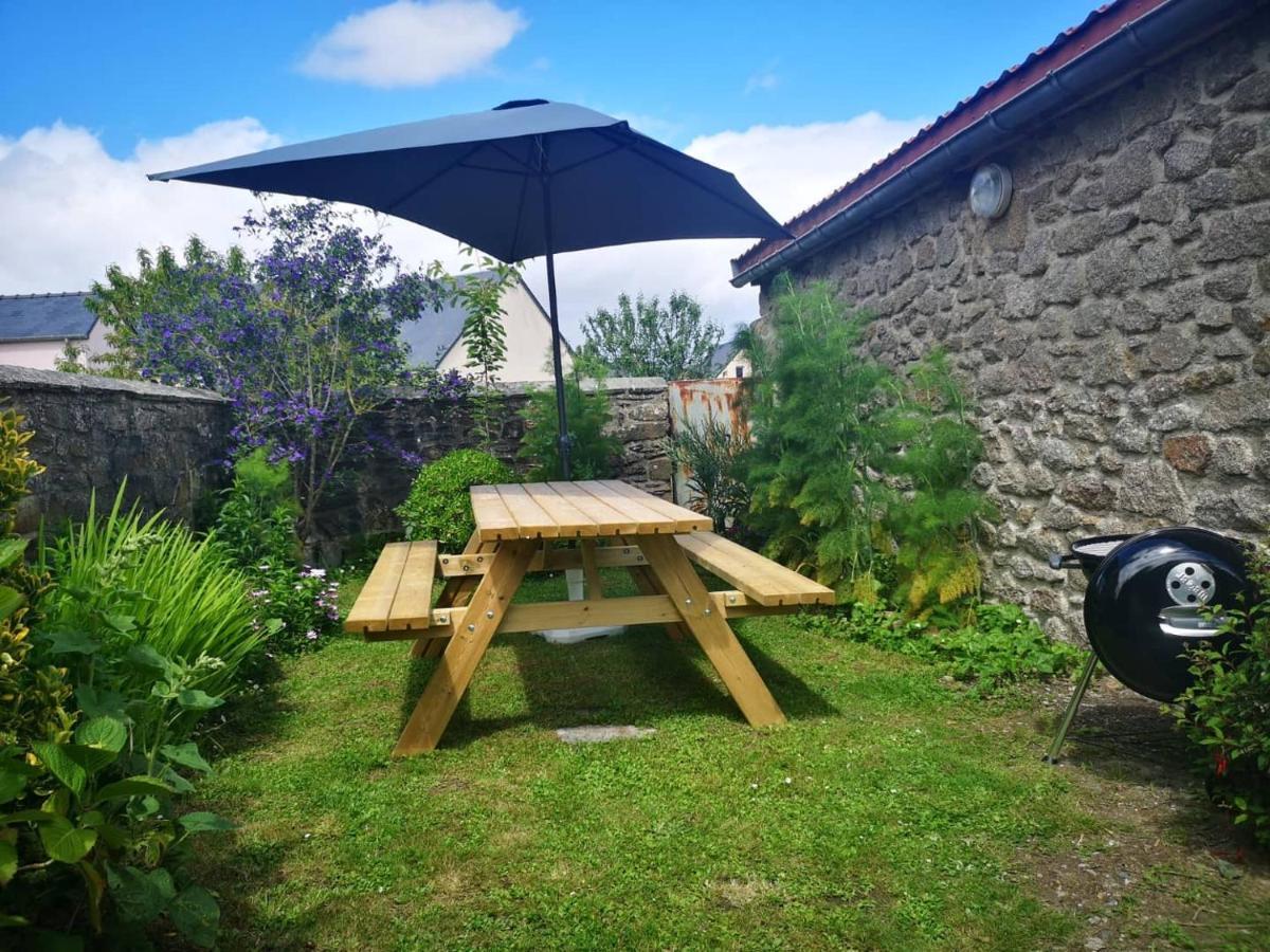 Maison Normande Proche De La Mer Et Des Lieux Touristiques Quettehou Eksteriør billede