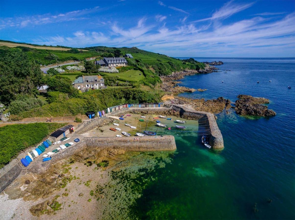 Maison Normande Proche De La Mer Et Des Lieux Touristiques Quettehou Eksteriør billede