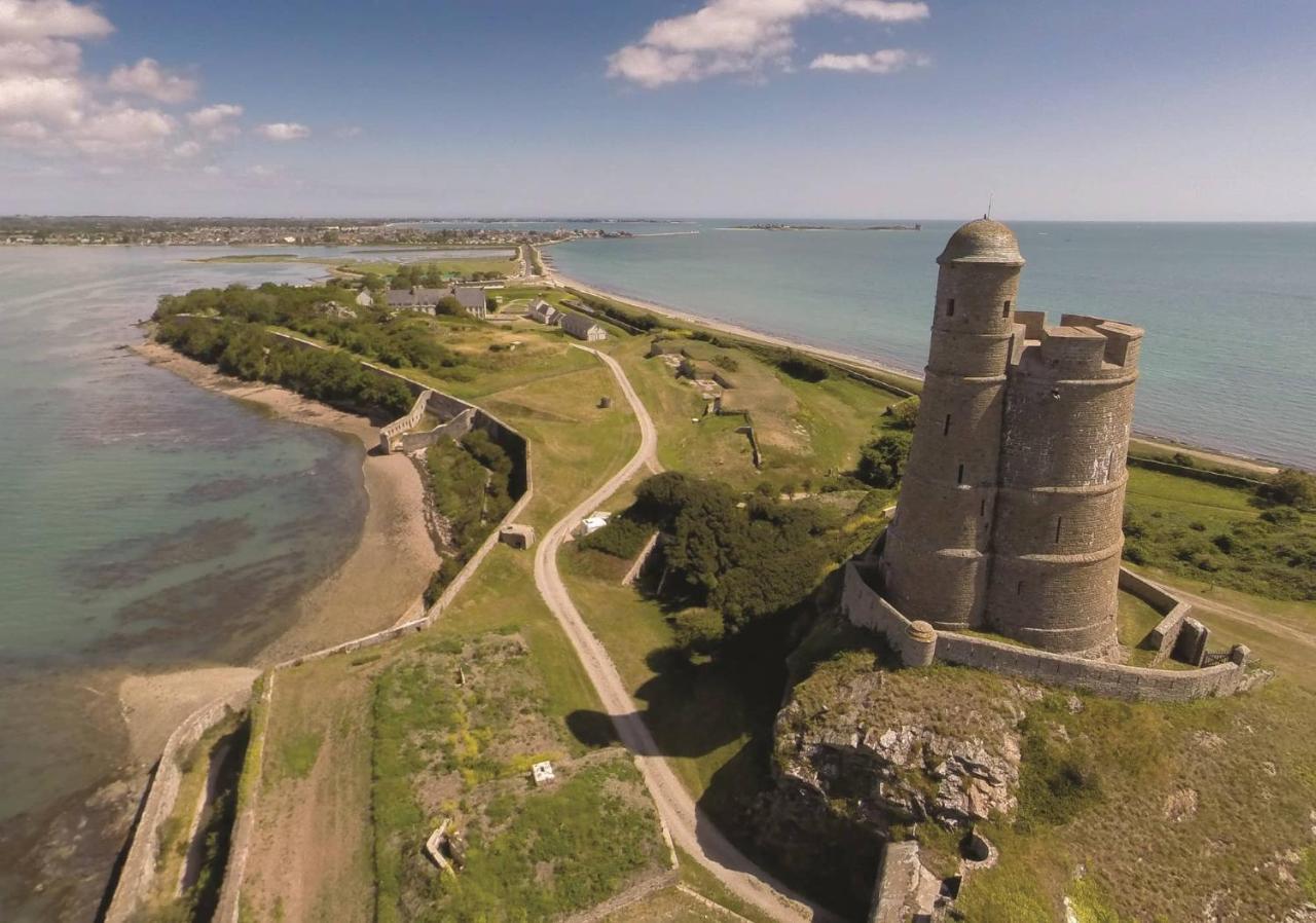 Maison Normande Proche De La Mer Et Des Lieux Touristiques Quettehou Eksteriør billede